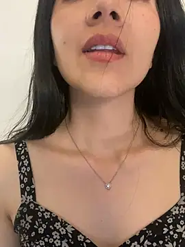 Saori_10 - Close up pussy