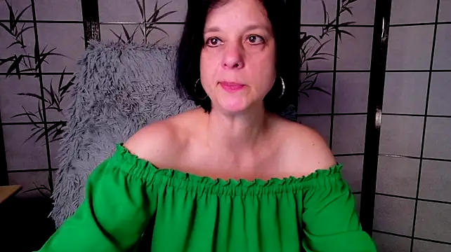 _Sweetlonglips_ - Make me cum? Last tipper= 5 vids
