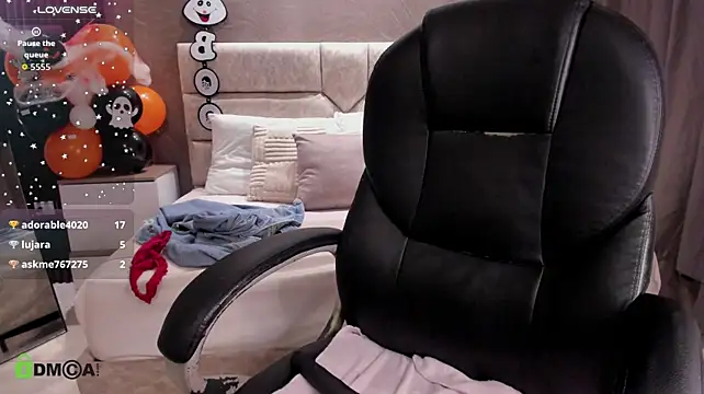 miaparker25's Live XXX Chat