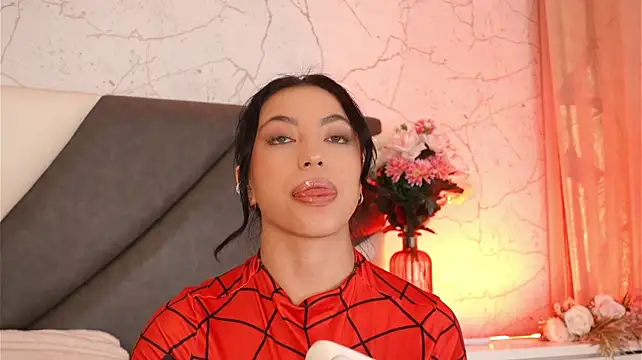IsabelaWhite - TWERK IN OIL AND TOPLESS
