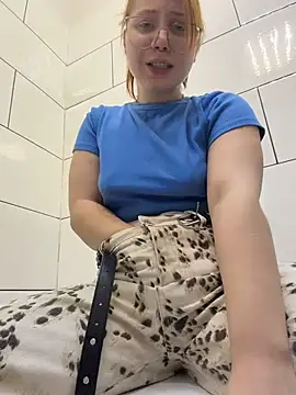 SlavicCandy - LET STRANGER TOUCH MY BOOBS
