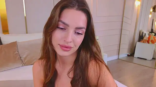BellaHalles - make wet your mommy
