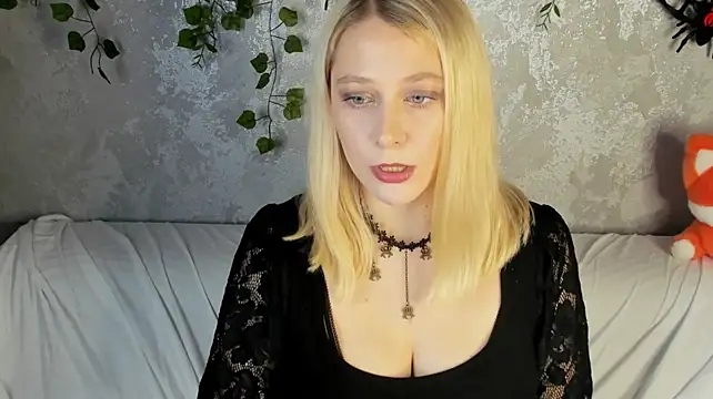 AmeliaxCandy - show legs