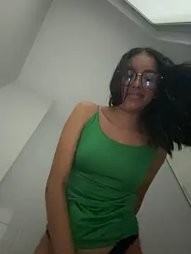 Valen-gomez - Remove panties Valen ❤️