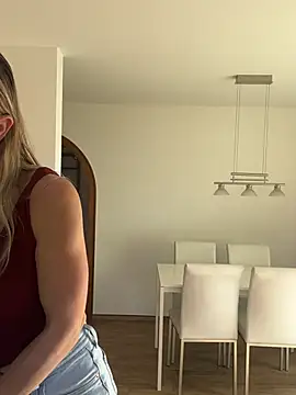 VivienneBlac - Show you boobs and Play