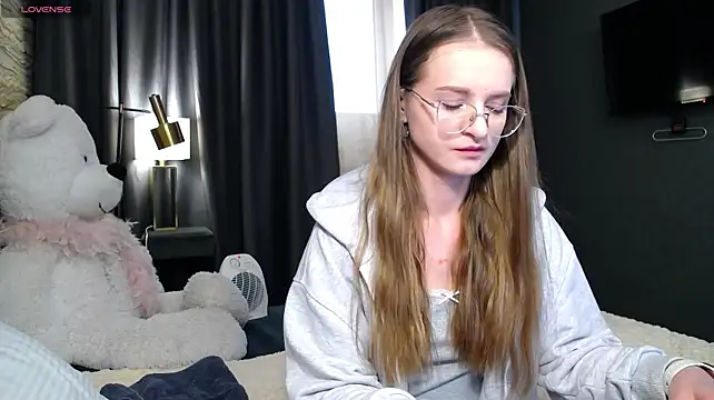 KateJonson - 🍓Sexy naked striptease to your song!🍓