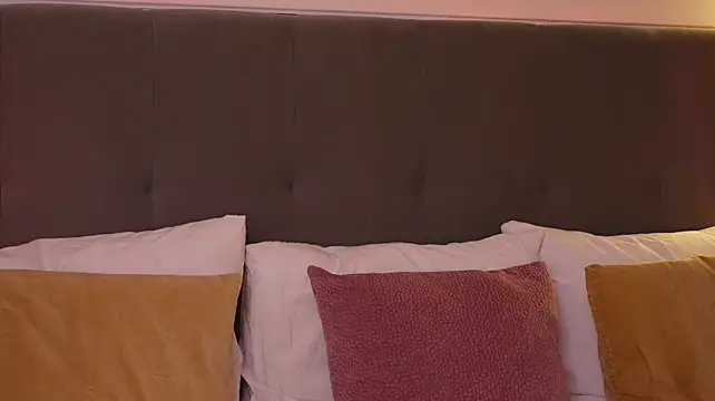JenniferLovve - ride dildo , fuck and scream