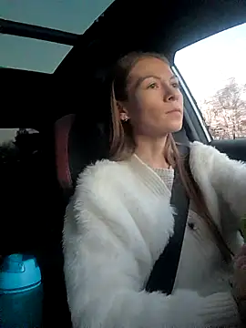 CompactBaby - show boobs