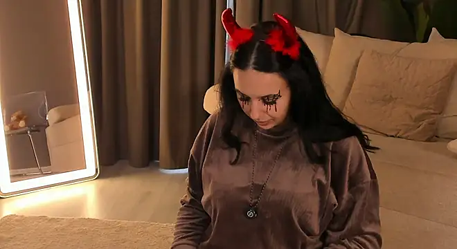 AlessiaMarais - Change into another sexy outfit 🎃
