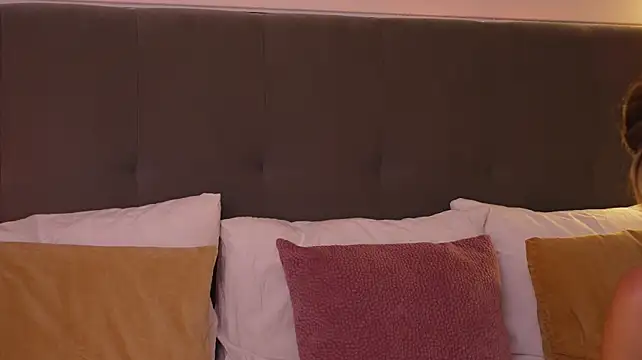 JenniferLovve - ride dildo , fuck and scream