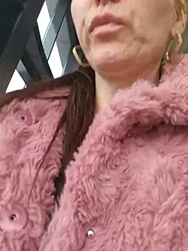 Milflovelyxxx - tease me with your touch make me wet