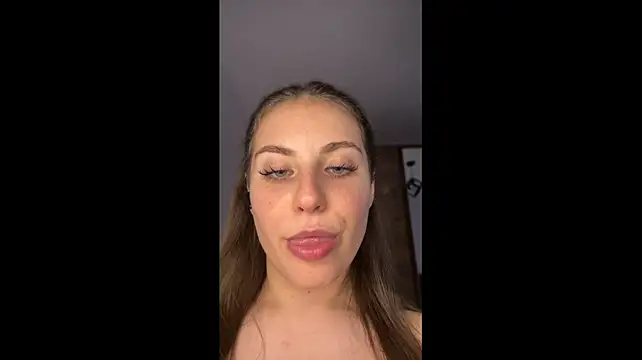 Melissa_jenner - lick dildo 👅