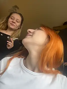 DaddysLittleSlutfox - Licking