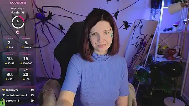 Donna_Hale - flash tits