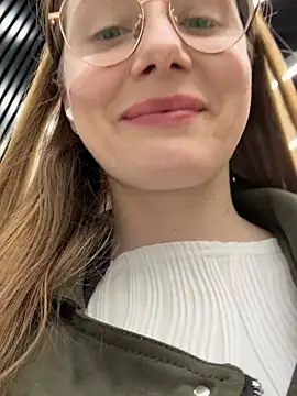 FReyja_44 - Open ass