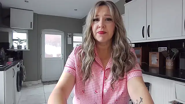 MissHoneyPenny - Flash bum