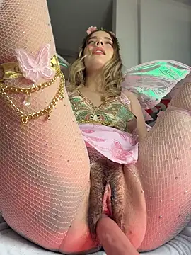 NicoleCut - domi on my clitoris