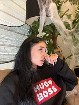 FeetVibe - 👻 Boo-tiful Toes Tease 👻