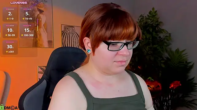 Michelle_Wilsson - between the breasts