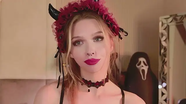 Sierra_Fane - VR HAND BRA