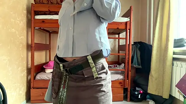 ShantiLeavitt - Change Outfit 🍑