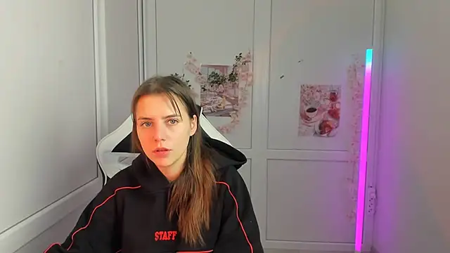 SoftBloomMira - Tease dance