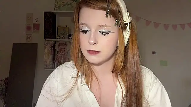 RenitaSpar - I will tease you with my pantie straps