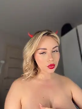 Mila-milm - blowjob and naked tits