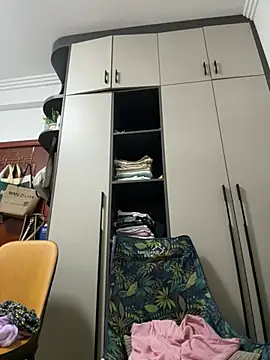 Amy1688 - 户外脱内裤特写小穴