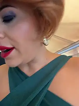 Selvaggia_official83 - spagnola incastrata/titsjob now
