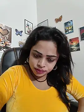 Pinky-2 - Oiling My Sexy Pussy Hole