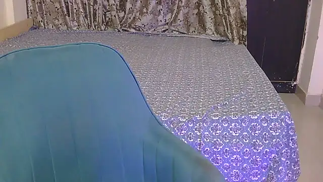 Hoty-priya - ass show