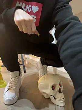 FeetVibe - 👻 Boo-tiful Toes Tease 👻
