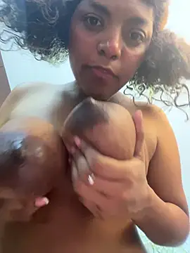 Nicollesofia2 - Take my wet pussy; slip your fingers in