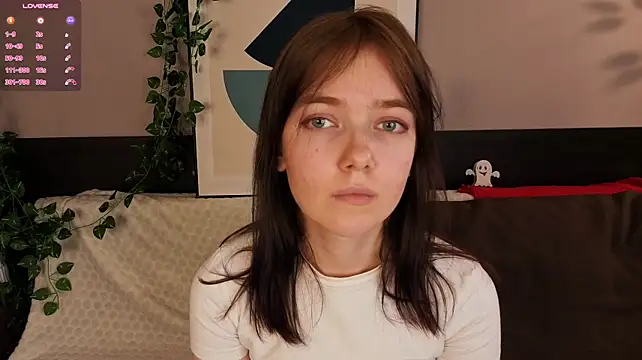 NylaVeyne - 💜bra tease💜