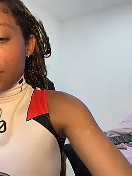 RENELL - Rub pussy