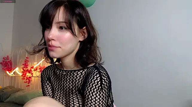 Glamourr - Suck 2 fingers close to cam