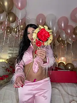 Kiim_taaylor - Show your tits in public 🔥🔥