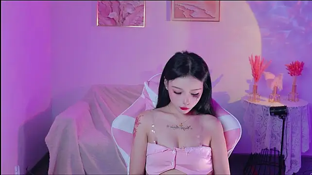 Xiyu-Ada - 😍对脸精油揉胸 无奶盖