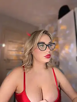 Mila-milm - blowjob and naked tits