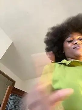 BonnyMolhada - Finger pussy