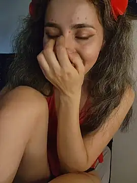 IamCoral - TOPLESS WITH NIPPLE LICKING