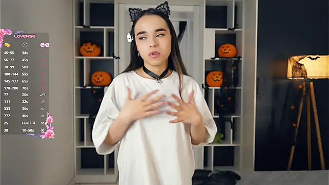CourtneyBasbas - I masturbate until I cum