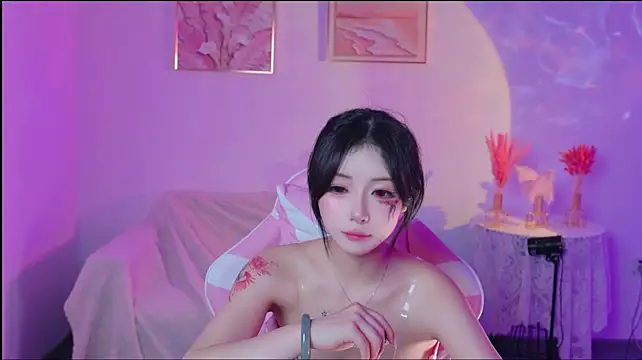 Xiyu-Ada - 😍对脸精油揉胸 无奶盖