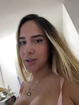 MarianaStar_ - SHOW ME TITS 🍒🤤🤤🤤