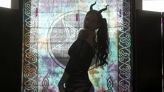 Lilith_after_dark - Cum with the Demon Queen