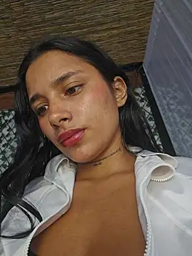 Lorena_Mcfly - Oil on your TITS 💦🍒
