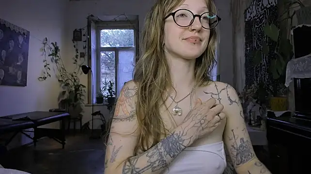 Miranda2_0's Live XXX Chat