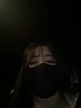 Xiao-mo520 - 美导老师下班兼职，咖啡厅偷玩小粉，刺激，超敏感期，容易失控，完成目标无内衣揉胸