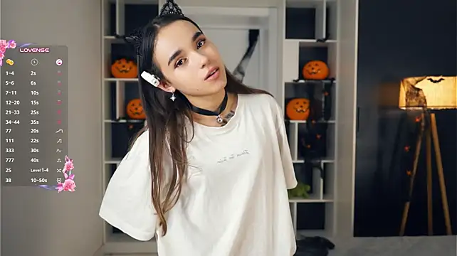 CourtneyBasbas - I masturbate until I cum